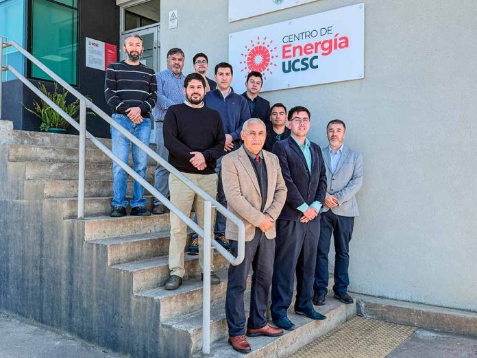 Profesores del Liceo Industrial de Chillán se capacitan en electromovilidad con tecnología desarrollada en la UCSC