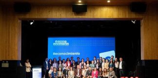 16 iniciativas que están mejorando aprendizajes y la asistencia educativa son reconocidas en seminario de Sumar Saberes