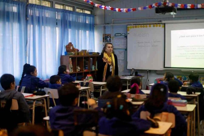 Mineduc informa el calendario del proceso para solicitudes de cupos fuera de plazo - Anótate en la Lista Mineduc informa el calendario del proceso para solicitudes de cupos fuera de plazo - Anótate en la Lista