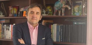 Ciudadanos al Límite: Nuevo libro advierte cómo la corrupción está erosionando derechos básicos en Chile Ciudadanos al Límite Nuevo libro advierte cómo la corrupción está erosionando derechos básicos en Chile