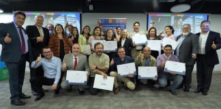 Dirigentes sindicales de todo Chile culminan con éxito Diplomado de Liderazgo Sindical de Caja La Araucana y la Universidad de Chile