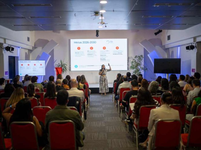 El Pacto Chileno de los Plásticos mantiene la ambición en sus metas, sumando la educación ambiental