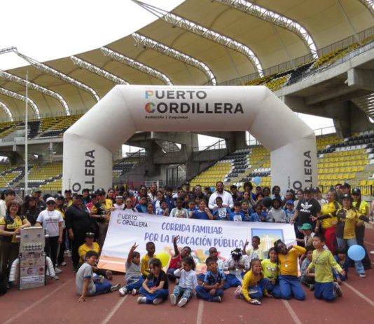 Escuela Padre Alberto Hurtado realizó su 2ª Corrida Familiar por la Educación Pública en el Estadio Sánchez Rumoroso Escuela Padre Alberto Hurtado realizó su 2ª Corrida Familiar por la Educación Pública en el Estadio Sánchez Rumoroso