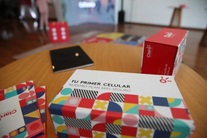 Esta Navidad regala tecnología con seguridad y acompañamiento digital