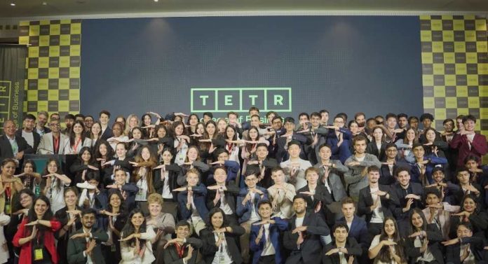 Estudiante chileno destaca en la nueva generación de Tetr College of Business en su llegada a Dubái