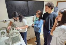 Estudiantes cerraron año escolar conociendo investigación de vanguardia en ecología química que realiza INIA en Ñuble Estudiantes cerraron año escolar conociendo investigación de vanguardia en ecología química que realiza INIA en Ñuble