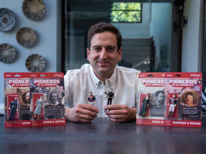 HToys: el proyecto educativo que transforma por primera vez a los próceres y figuras históricas de Chile en juguetes de colección