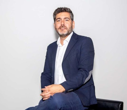 “Santiago antes de Santiago” José Pedro Hernández Historiador y académico Facultad de Educación Universidad de Las Américas