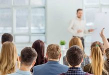 Know Hub Chile y UNAB fortalecen la formación doctoral con programa en innovación basada en ciencia