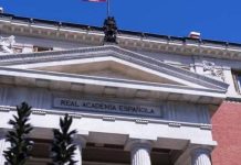 “Milenial” y “cartuchera” entran al Diccionario de la RAE: ¿Por qué algunas palabras son consideradas y otras no? “Milenial” y “cartuchera” entran al Diccionario de la RAE ¿Por qué algunas palabras son consideradas y otras no