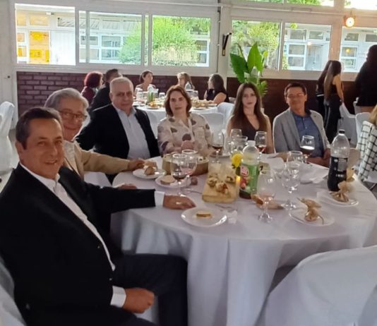 Portal Educa cubrió el desfile CET Chile: Estudiantes de Vestuario y Confección Textil, presentaron "Eternal Elegance"