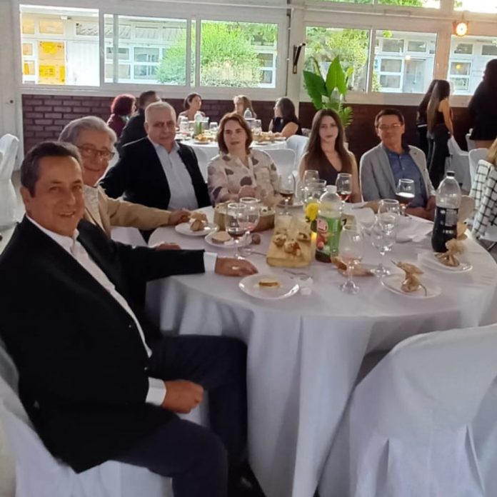 Portal Educa cubrió el desfile CET Chile: Estudiantes de Vestuario y Confección Textil, presentaron 