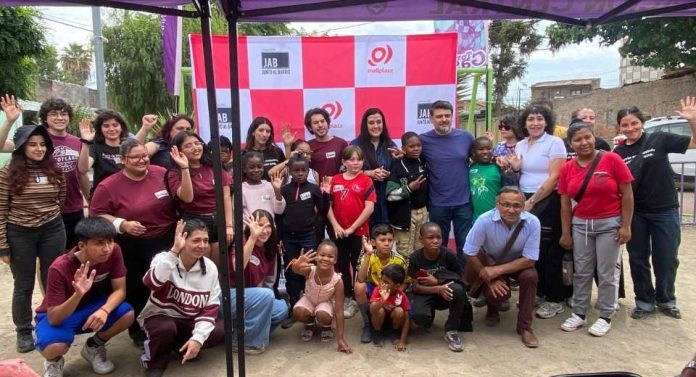 «Vientos de Chuchunko»: Niños y niñas de Estación Central participaron en escuela de verano de vinculación con el barrio «Vientos de Chuchunko»: Niños y niñas de Estación Central participaron en escuela de verano de vinculación con el barrio