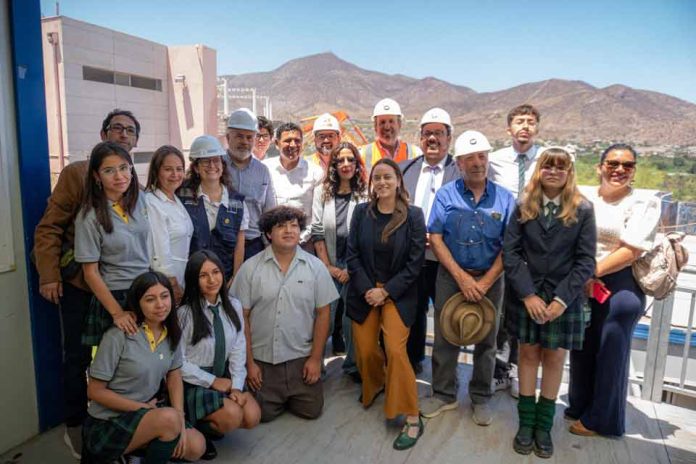 Avanza el proyecto de reposición del Liceo Bicentenario Presidente Eduardo Frei Montalva de Monte Patria Avanza el proyecto de reposición del Liceo Bicentenario Presidente Eduardo Frei Montalva de Monte Patria