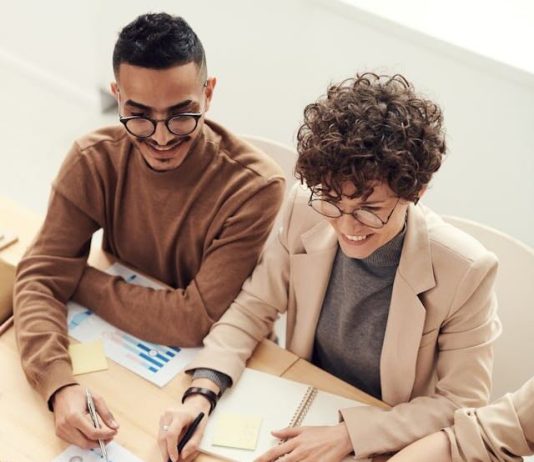 Ranking con las carreras mejor remuneradas en Chile en 2026 para profesionales bilingües Ranking con las carreras mejor remuneradas en Chile en 2026 para profesionales bilingües