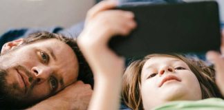 Cómo Family Link puede ayudar a las fiamilias chilenas a gestionar el tiempo de pantalla en vacaciones