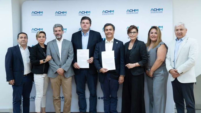 Convenio entre IACC y ACHM permitirá capacitar a 9.000 inspectores municipales en todo el país