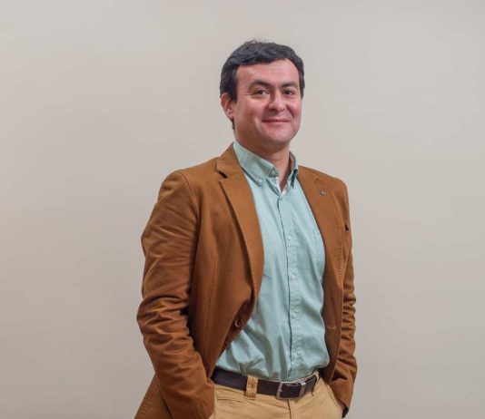 Gonzalo Morales Director Carrera de Ingeniería Comercial Universidad De Las Américas UDLA, Sede Concepción