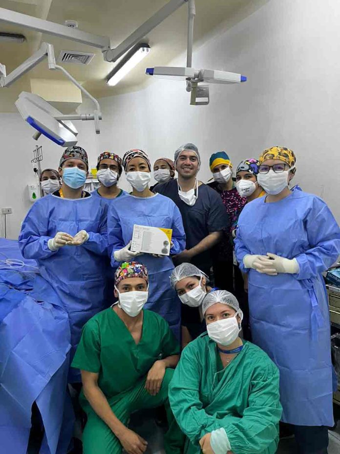 Hospital Dr. Roberto del Río y JUNAEB fortalecen el acceso a implantes auditivos para estudiantes Hospital Dr. Roberto del Río y JUNAEB fortalecen el acceso a implantes auditivos para estudiantes