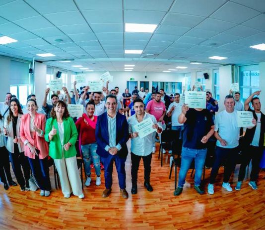 Programa Formador de Formadores de UDLA y Everton cierra su tercera edición con certificación de 51 técnicos de fútbol amateur Programa Formador de Formadores de UDLA y Everton cierra su tercera edición con certificación de 51 técnicos de fútbol amateur