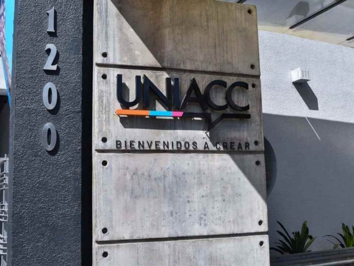 UNIACC actualiza su Modelo Educativo Institucional con un sello humanista y flexible 