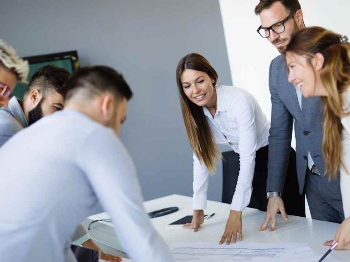 6 de cada 10 empresas chilenas enfrentan problemas para encontrar talento calificado 6 de cada 10 empresas chilenas enfrentan problemas para encontrar talento calificado