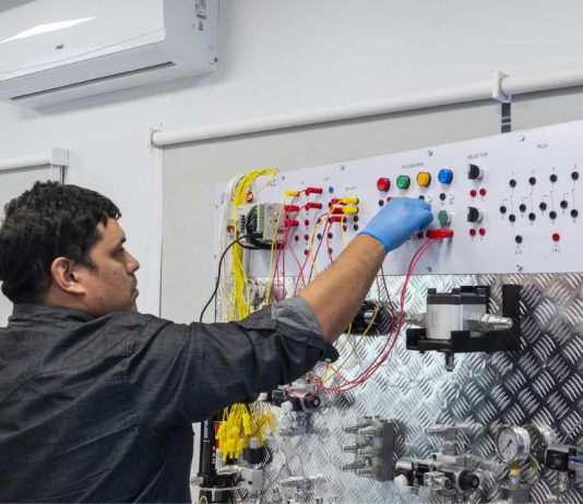 Carreras técnicas lideran la empleabilidad y anticipan el futuro laboral