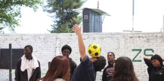 Con el uso de balones de fútbol: nueva metodología llega Chile y potencia habilidades socioemocionales de más de 400 niños y adolescentes
