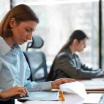 Estabilidad y proyección: Administración Pública destaca entre las carreras con mayor inserción laboral en Chile