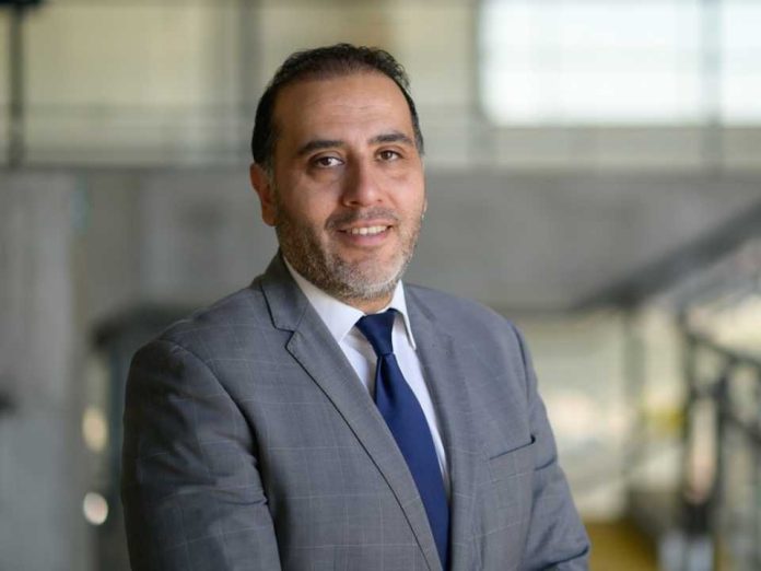 Hugo Vera Beltrán, abogado y académico de la Universidad Andrés Bello UNAB Hugo Vera Beltrán, abogado y académico de la Universidad Andrés Bello UNAB