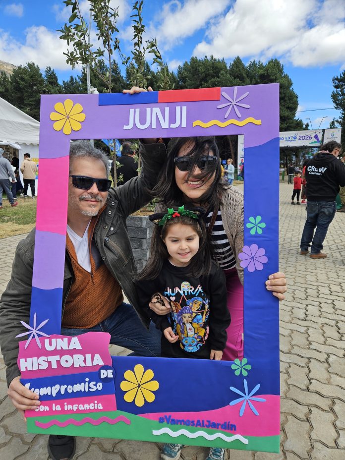 JUNJI refuerza campaña de inscripciones y matrículas en su participación en la Expo Patagonia