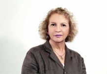 Sala cuna universal: calidad en tiempos de baja natalidad Leonor Cerda Directora Escuela de Educación Parvularia Universidad de Las Américas UDLA
