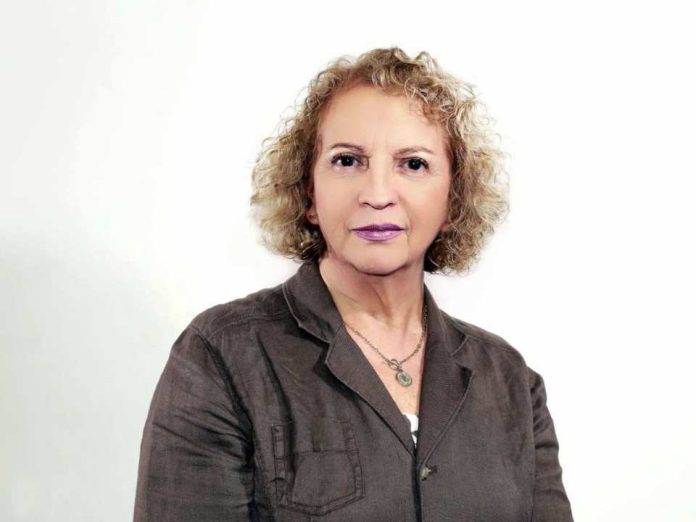 Leonor Cerda Directora Escuela de Educación Parvularia Universidad de Las Américas UDLA Leonor Cerda Directora Escuela de Educación Parvularia Universidad de Las Américas UDLA
