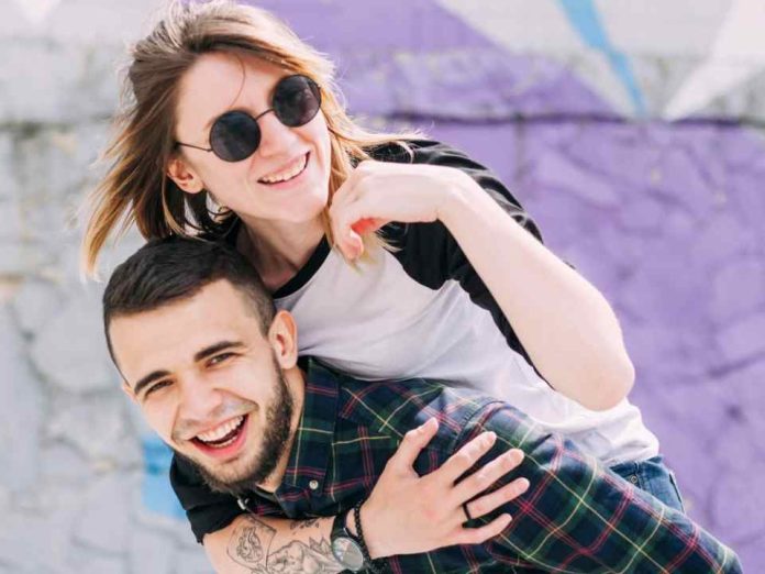 Love bombing, ghosting y crush Las palabras en inglés que están redefiniendo el amor en Chile Love bombing, ghosting y crush: Las palabras en inglés que están redefiniendo el amor en Chile