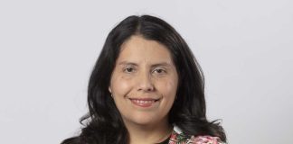 Niñas y mujeres en ciencia