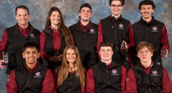 USA Estudiantes obtienen el máximo galardón en concurso de gestión de la construcción USA Estudiantes obtienen el máximo galardón en concurso de gestión de la construcción