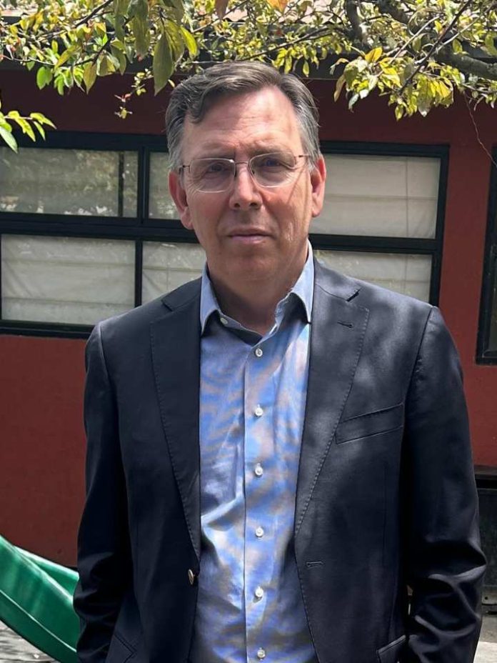 ASEDUCH plantea desafíos urgentes para recuperar la sensatez en la educación