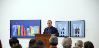 Artista Carlos Vega expone por primera vez en Chile su “Biblioteca imaginaria”
