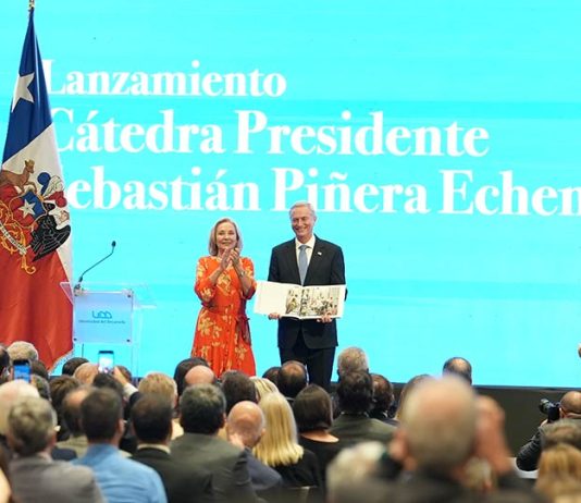 CAF y la Universidad del Desarrollo lanzaron Cátedra Presidente Sebastián Piñera para promover la democracia y el liderazgo público CAF y la Universidad del Desarrollo lanzaron Cátedra Presidente Sebastián Piñera para promover la democracia y el liderazgo público