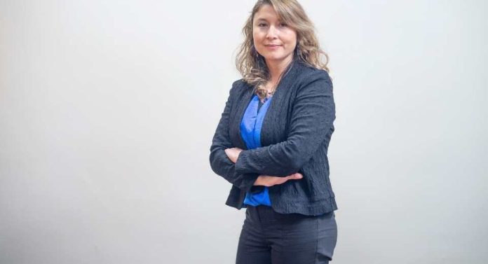 Colegios sin celular las dos caras de la moneda Colegios sin celular las dos caras de la moneda