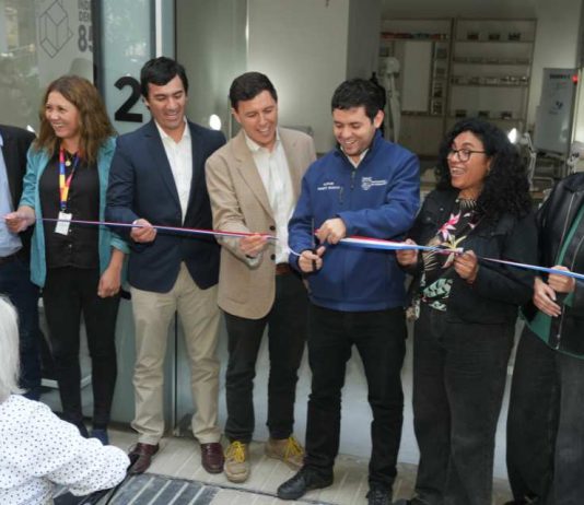 El nuevo espacio colaborativo busca formar, conectar y potenciar a vecinos y emprendedores, consolidando a la comuna como referente en economía creativa y sostenibilidad.