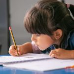 Especialista entregó consejos para formar hábitos de estudio desde la infancia