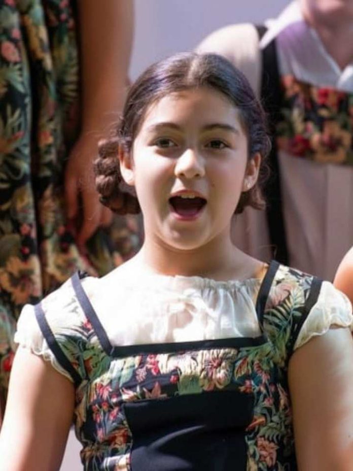 Experiencias de FOJI: Violeta Araya, la hija de dos cantantes líricos que encontró su propia voz