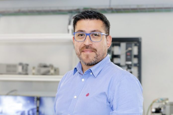 Freddy Flores, director del Centro de Transformación Energética de la Universidad Andrés Bello