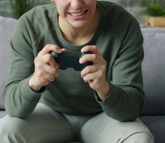 Jóvenes “nini” en Chile: 6 claves para comprender y reactivar trayectorias educativas y laborales Jóvenes “nini” en Chile: 6 claves para comprender y reactivar trayectorias educativas y laborales