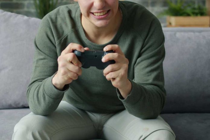 Jóvenes “nini” en Chile 6 claves para comprender y reactivar trayectorias educativas y laborales Jóvenes “nini” en Chile: 6 claves para comprender y reactivar trayectorias educativas y laborales