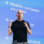 La IA se posiciona como el nuevo "amplificador de decisiones" para negocios y consumidores