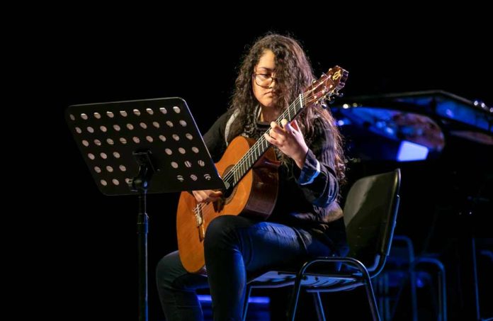 La UCT entregará ocho becas en proceso de admisión 2026 de Academia de Artes Musicales