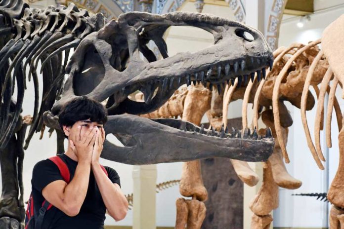 Más de un millón de personas han visitado “Dinosaurios del Sur del Mundo” en el Museo Nacional de Historia Natural