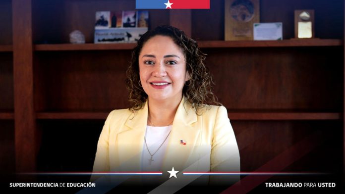 Pamela Adriazola asume como superintendenta subrogante de Educación Pamela Adriazola asume como superintendenta subrogante de Educación